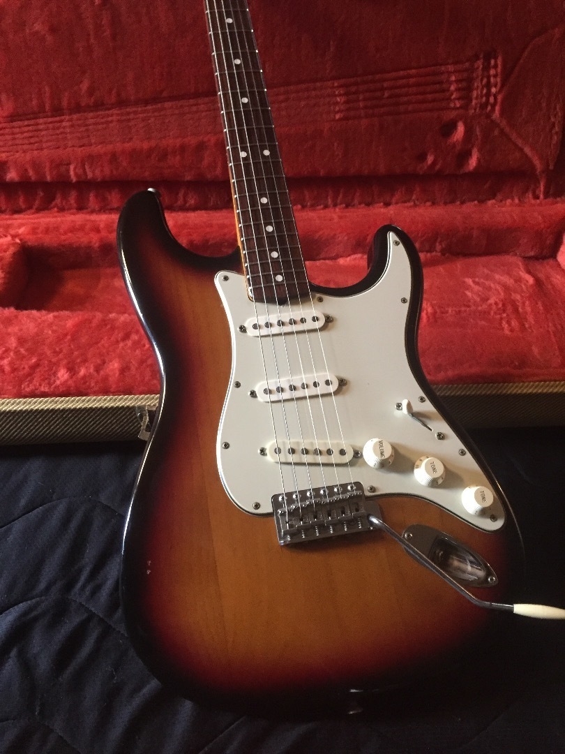 1990 Fender USA American Vintage 62 Stratocaster / 3TS: Guitars