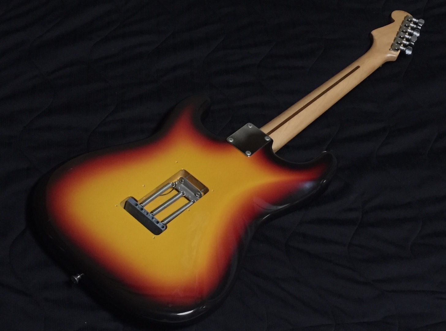 1991 Squier by Fender SST-33 3TS/R 〜 Same us George 1991 Squier by Fender SST-33 3TS/R 〜 Same us George