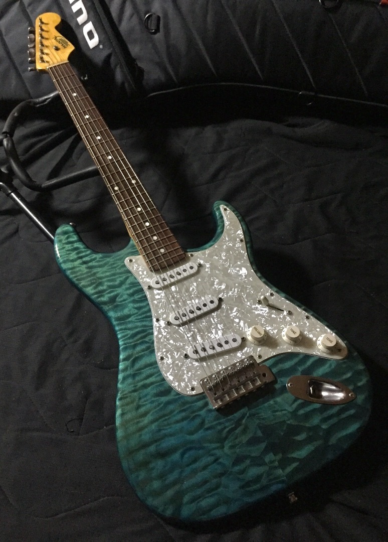 1995 Moon by PGM Stratocaster Type 005 / Green Quilt Top: Guitars